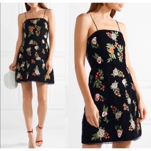 Alice + Olivia "Launa" Velvet Floral Dress  Size 4/ excellent